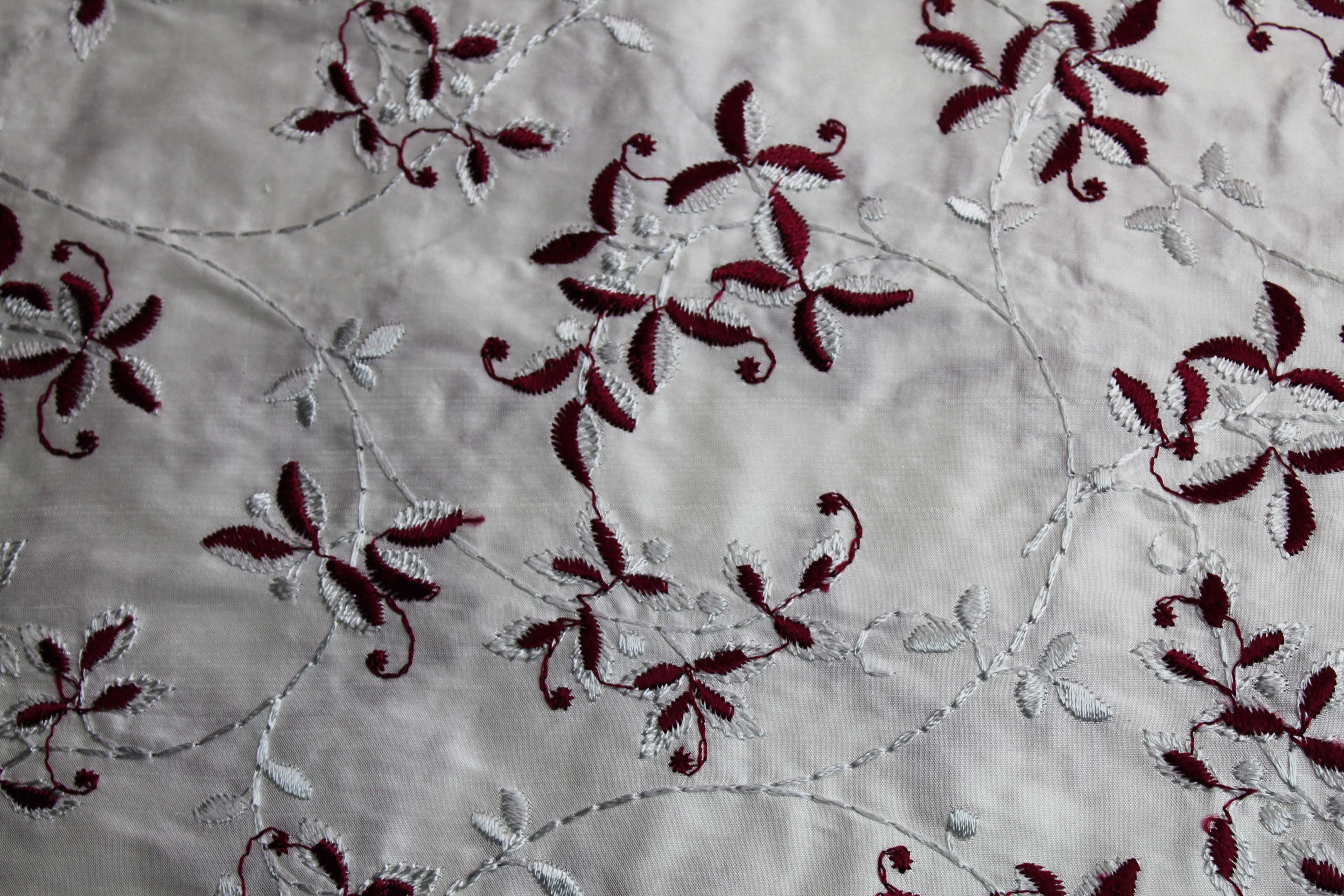 EMBROIDERED SILK DUPION - IV/WINE